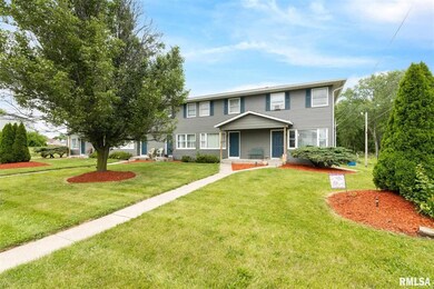 3367 Hillandale Rd unit 2931 W 34th Street, Davenport, IA 52806 - photo 2