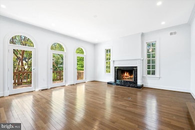 1626 Foxhall Rd NW, Washington, DC 20007 - photo 4