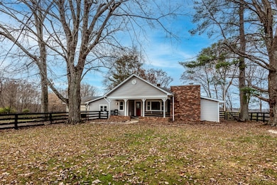 5654 Wilmington Rd, Oregonia, OH 45054 - photo 4