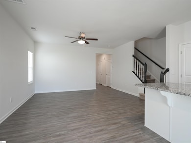 208 Roudwood Dr, Simpsonville, SC 29680 - photo 4