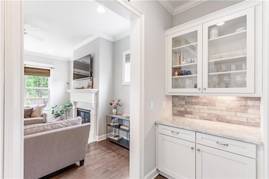 4448 Huffman Dr NE, Marietta, GA 30062 - photo 5