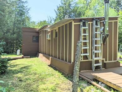 58 Farr Rd, Saint Johnsbury, VT 05819 - photo 3