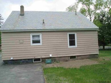 11 Lexington Ave, Glens Falls, NY 12801 - photo 3