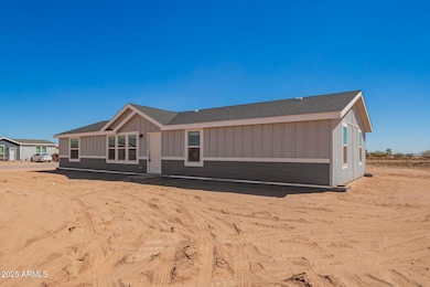 18191 N Amelia Dr, Maricopa, AZ 85139 - photo 4