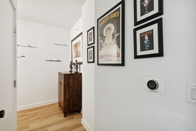 4107 Bowser Ave unit 205, Dallas, TX 75219 - photo 5