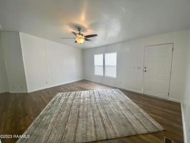 106 Blanco Dr, Youngsville, LA 70592 - photo 4