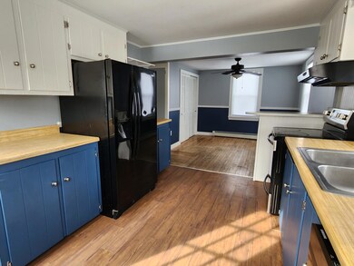 82 Hobart St, South Portland, ME 04106 - photo 4