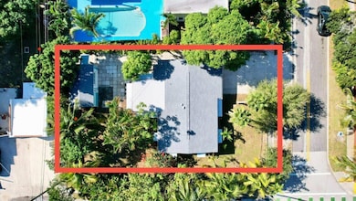 802 Lytle St, West Palm Beach, FL 33405 - photo 3