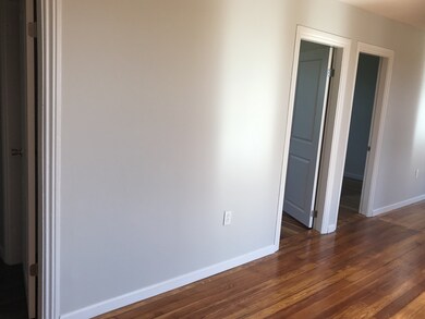 24 Potter St unit 3, South Dartmouth, MA 02748 - photo 3