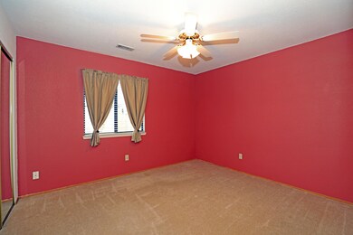 2171 Osprey Ln, Redding, CA 96003 - photo 7