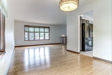 606 N Lillian St, Griffith, IN 46319 - photo 6