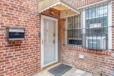 66-11 Burns St, Flushing, NY 11374 - photo 7