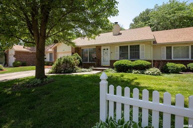 2807 4th St, Moline, IL 61265 - photo 2