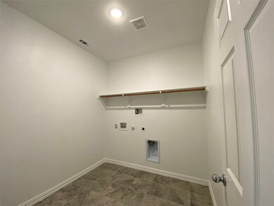 424 Rose Ave, Cleburne, TX 76033 - photo 7