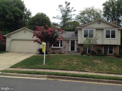 1539 Coat Ridge Rd, Herndon, VA 20170 - photo 2