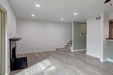 62 Morrow Dr, Bedford, TX 76021 - photo 6