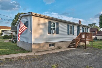 1340 Winton St, Archbald, PA 18403 - photo 3