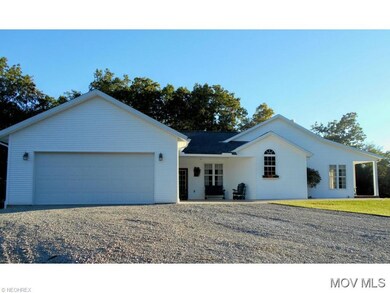 Covered front & side porches