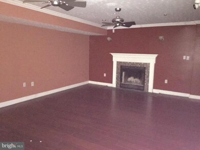 7211 Willow Hill Dr, Capitol Heights, MD 20743 - photo 5