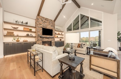 006_521_affirmed_avenue_14-edit_580