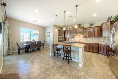 2484 E Tiffany Way