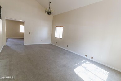 Entrance: LivingRoom 1