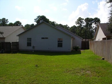 1910 Esplanade St, Navarre, FL 32566 - photo 4