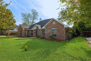 10303 Nightwind Cir, Cantonment, FL 32533 - photo 2