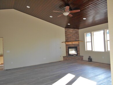 621 Reynolds Ln, Show Low, AZ 85901 - photo 7