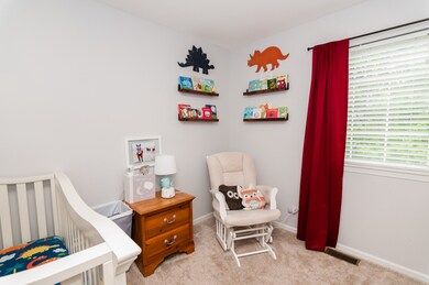 1520 Burr Oak Cir unit 1, Aurora, IL 60506 - photo 4