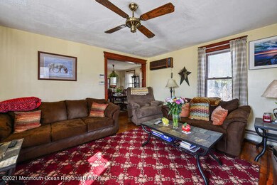 1208 Maplewood Rd Belmar NJ-small-011-01