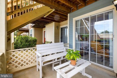 302B Locust St SE unit 5, Vienna, VA 22180 - photo 5