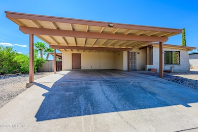 004 - 442 N. Chalet Avenue