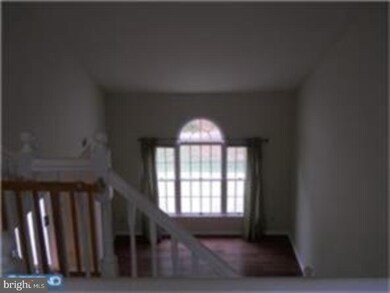 314 Lake Side Dr, Swedesboro, NJ 08085 - photo 5