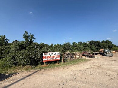 0 Spur 234 Sh-105 unit 64618622, Navasota, TX 77868 - photo 2