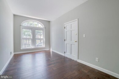 1522 E Baltimore St unit 1, Baltimore, MD 21231 - photo 2