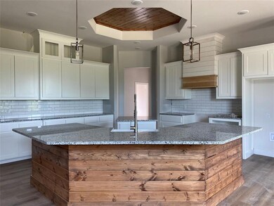 2556 N Cardinal Rd, Azle, TX 76020 - photo 4