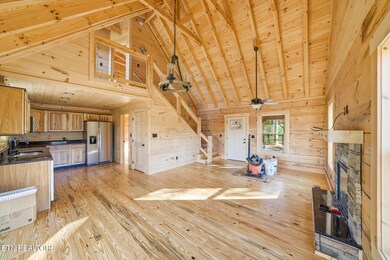 586 Chickasaw Gap Way, Pigeon Forge, TN 37863 - photo 7