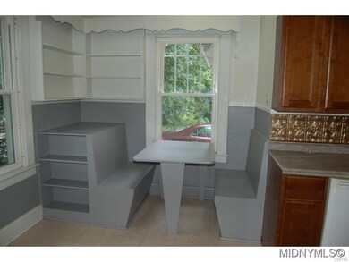 Built in Eat in Booth