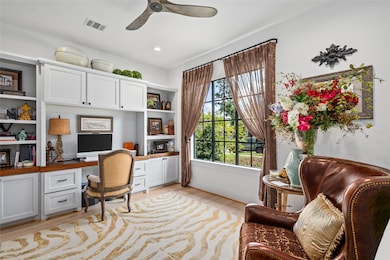 1505 Glourie Dr, Houston, TX 77055 - photo 5