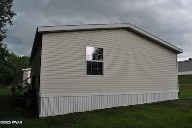 418 Upper Dr W, Inkerman, PA 18640 - photo 5