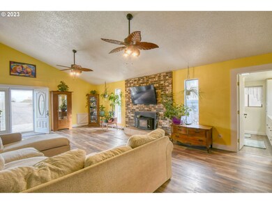 2002 SE Court Ave, Pendleton, OR 97801 - photo 6