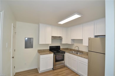 4661 S Cape Henry Ave unit C, Norfolk, VA 23502 - photo 2