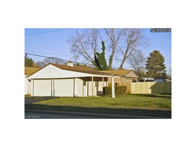 2 Car Garage With Covered Patio, Garage Opener & Lots Of Storage