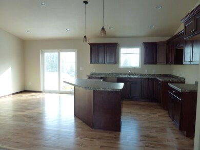 2602 5th St NE, Jamestown, ND 58401 - photo 5