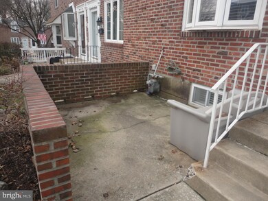 706 Oakwood Dr, Glenolden, PA 19036 - photo 2