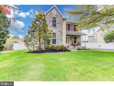 901 Fairview Rd, Swarthmore, PA 19081 - photo 2