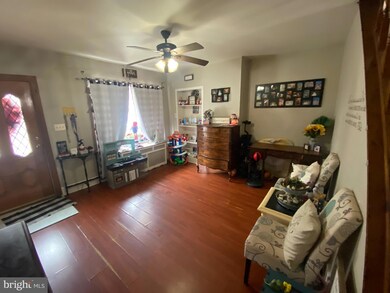 2743 Ash St, Philadelphia, PA 19137 - photo 4