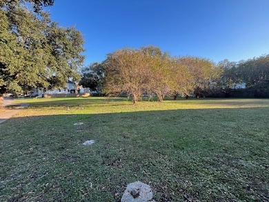 1410 Aviators St, New Orleans, LA 70122 - photo 2