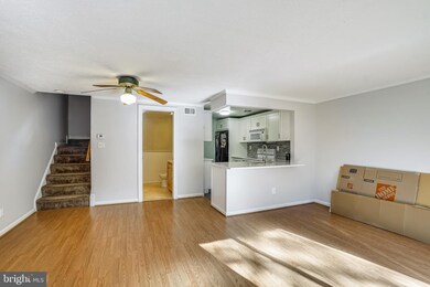 9483 Chadburn Place, Montgomery Village, MD 20886 - photo 6